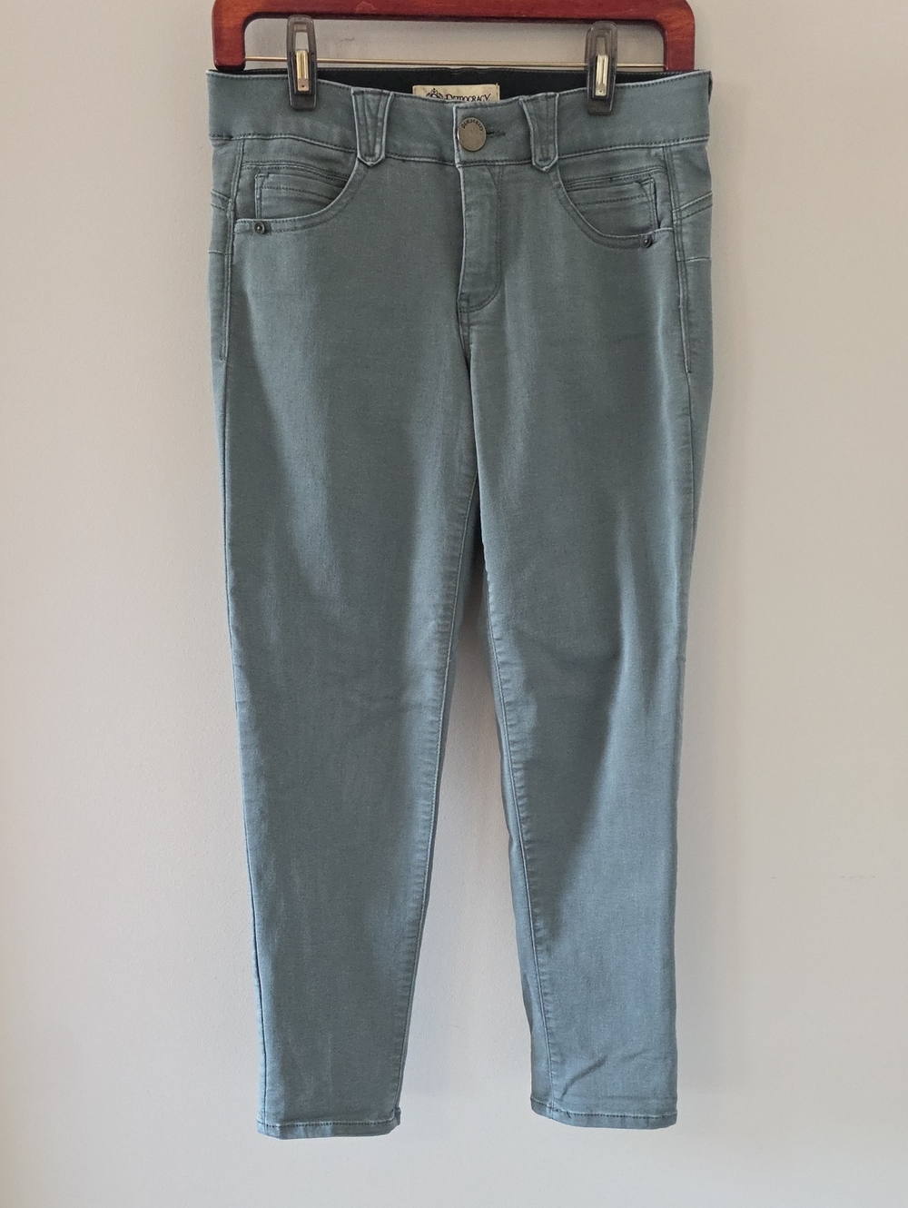 Democracy Women's Skinny Jeans in Dusty Green